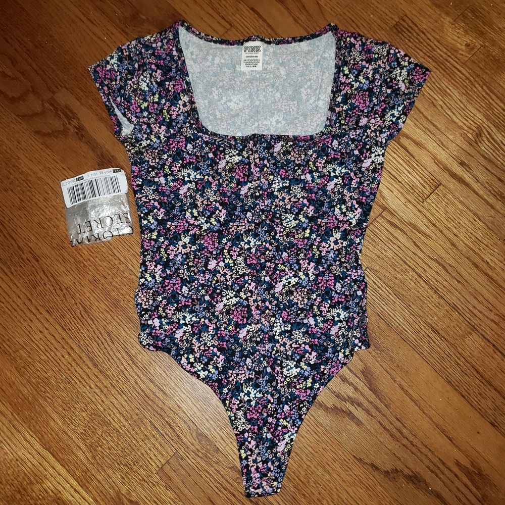 Brand New Women's VS Pink Multicolor Floral Bodysuit NWT